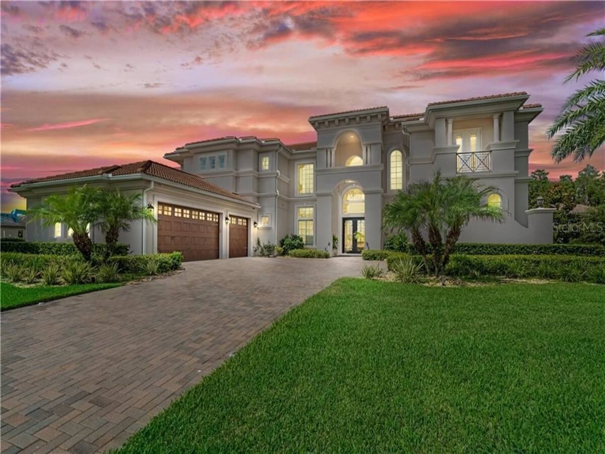 When looking for Orlando homes for sale look no further than Top Villas Realty